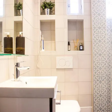 Apartmán Hostnfly - Beautiful Bright Appt And Design