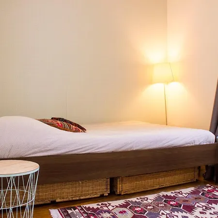 Apartmán Hostnfly - Beautiful Bright Appt And Design